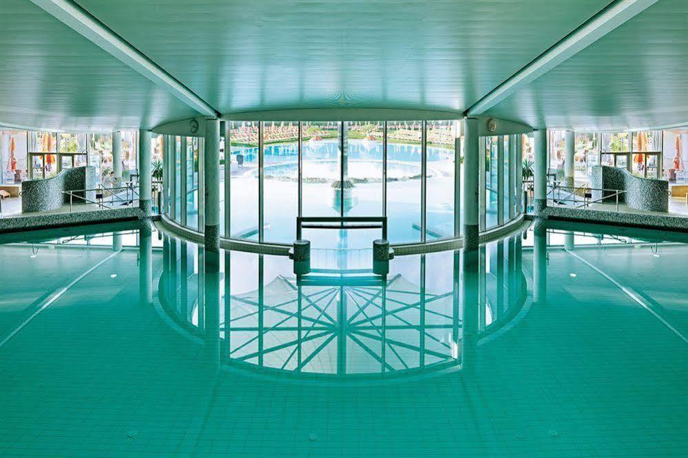 Therme Laa - Hotel & Silent Spa Лаа-ан-дер-Тайя Екстер'єр фото